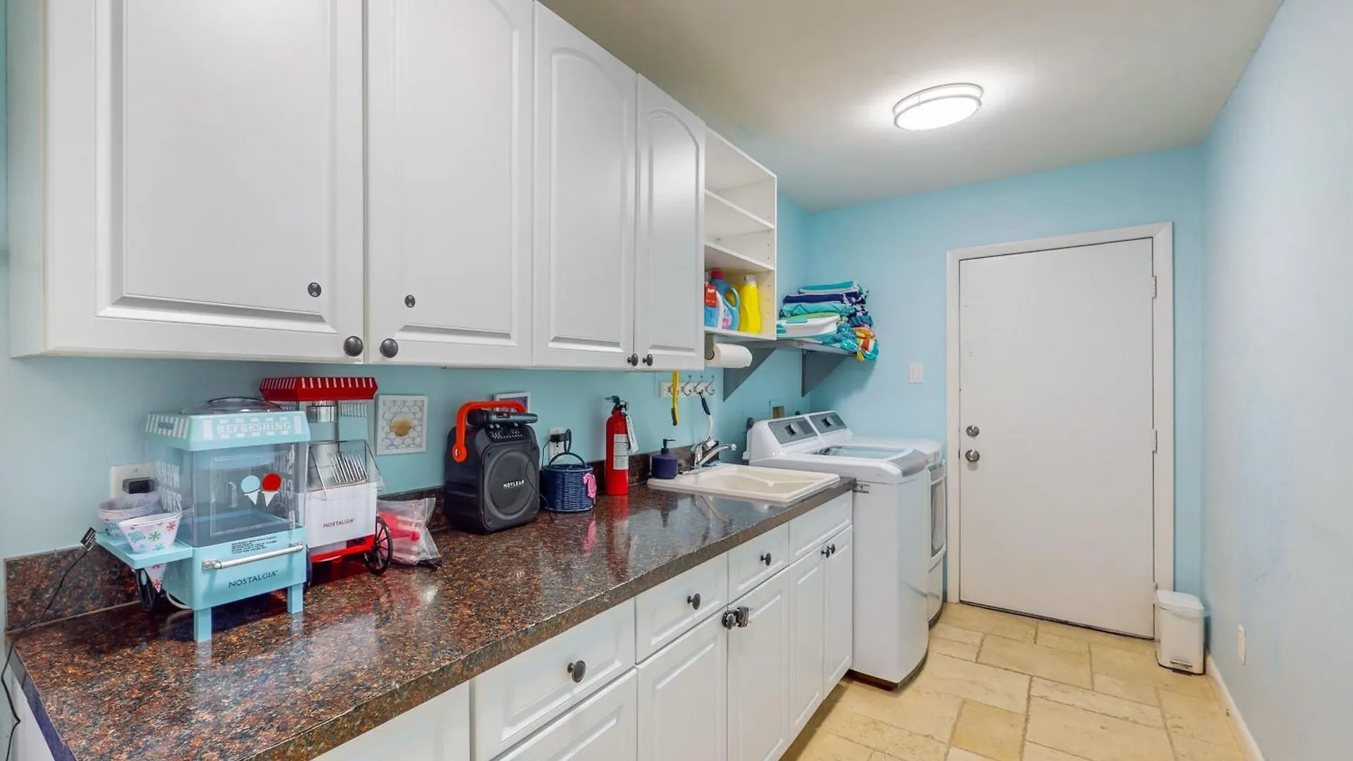Lamplighter Cove Holiday home *