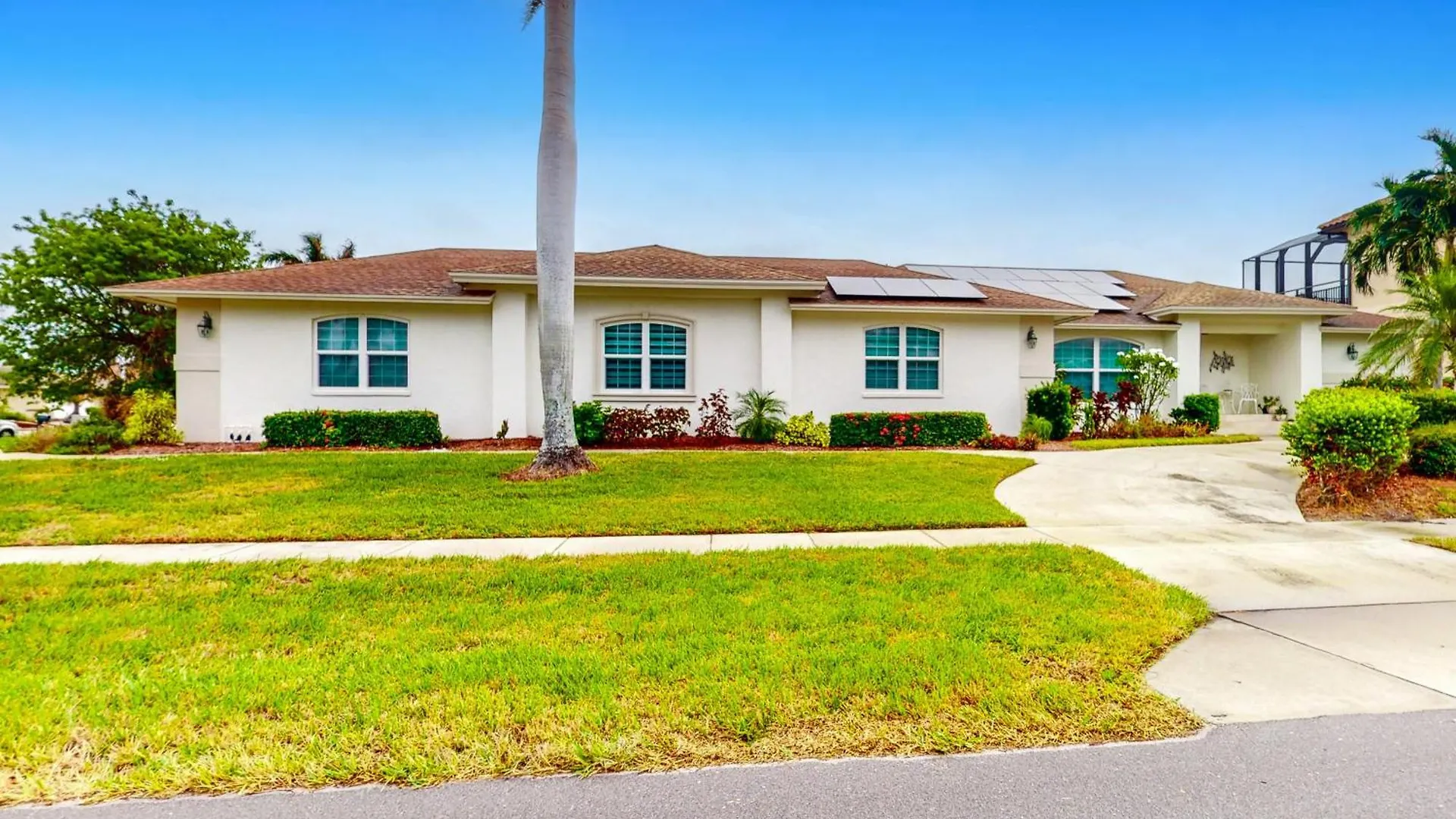 Lamplighter Cove Holiday home Marco Island