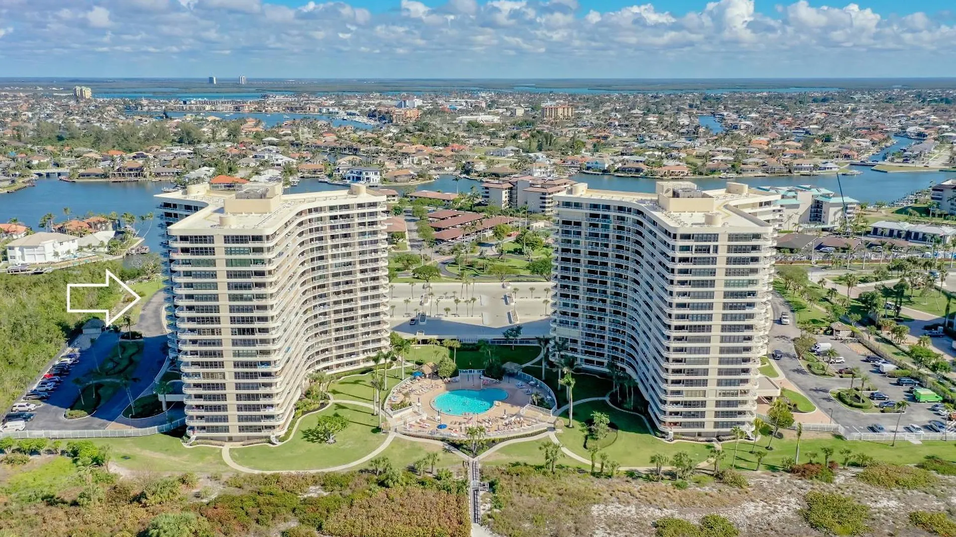 Beachfront 2 Bed 12th Floor I Updated