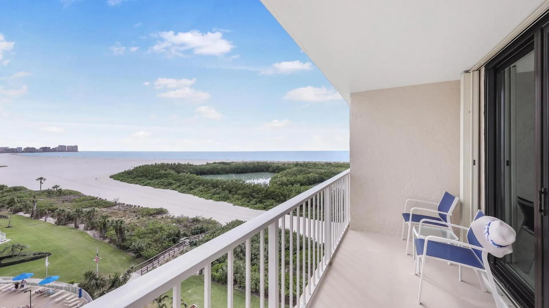 South Seas Tower 4-909 *
