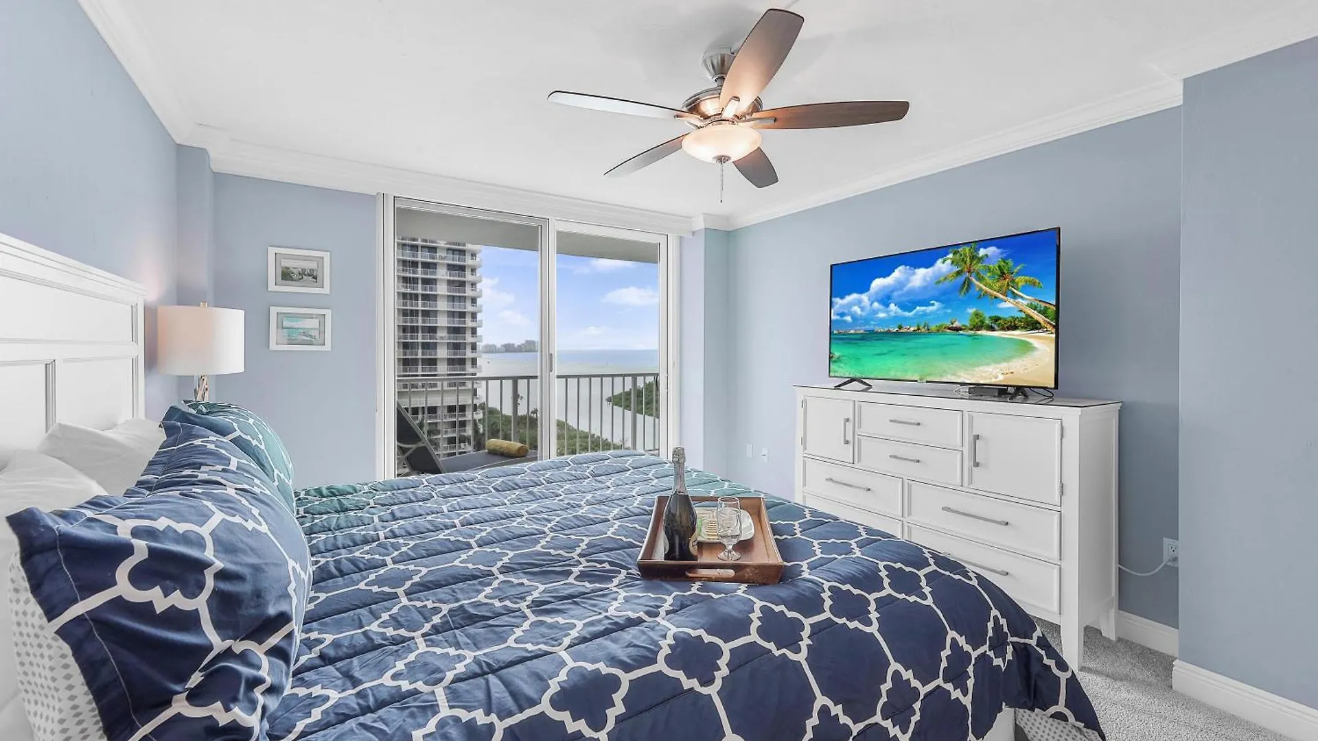 South Seas Tower 4-909 Holiday home