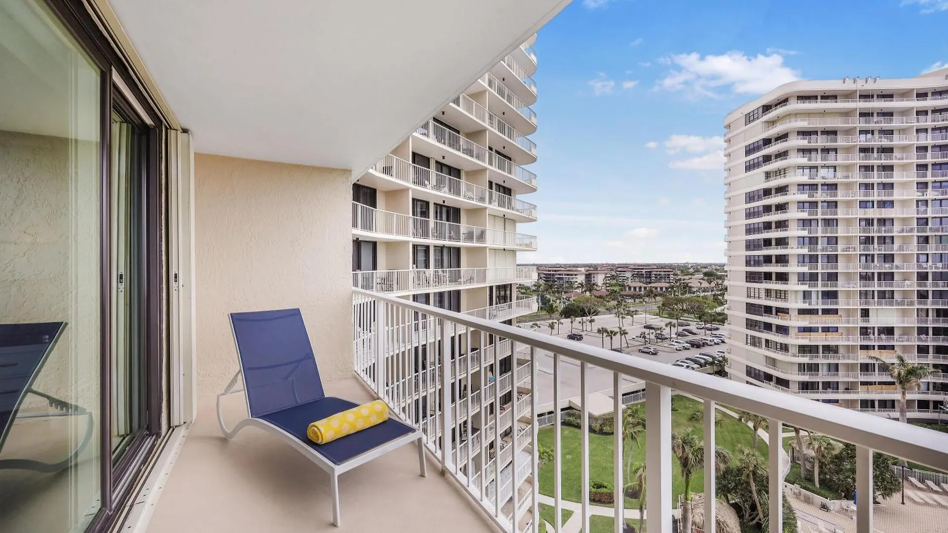 Holiday home South Seas Tower 4-909