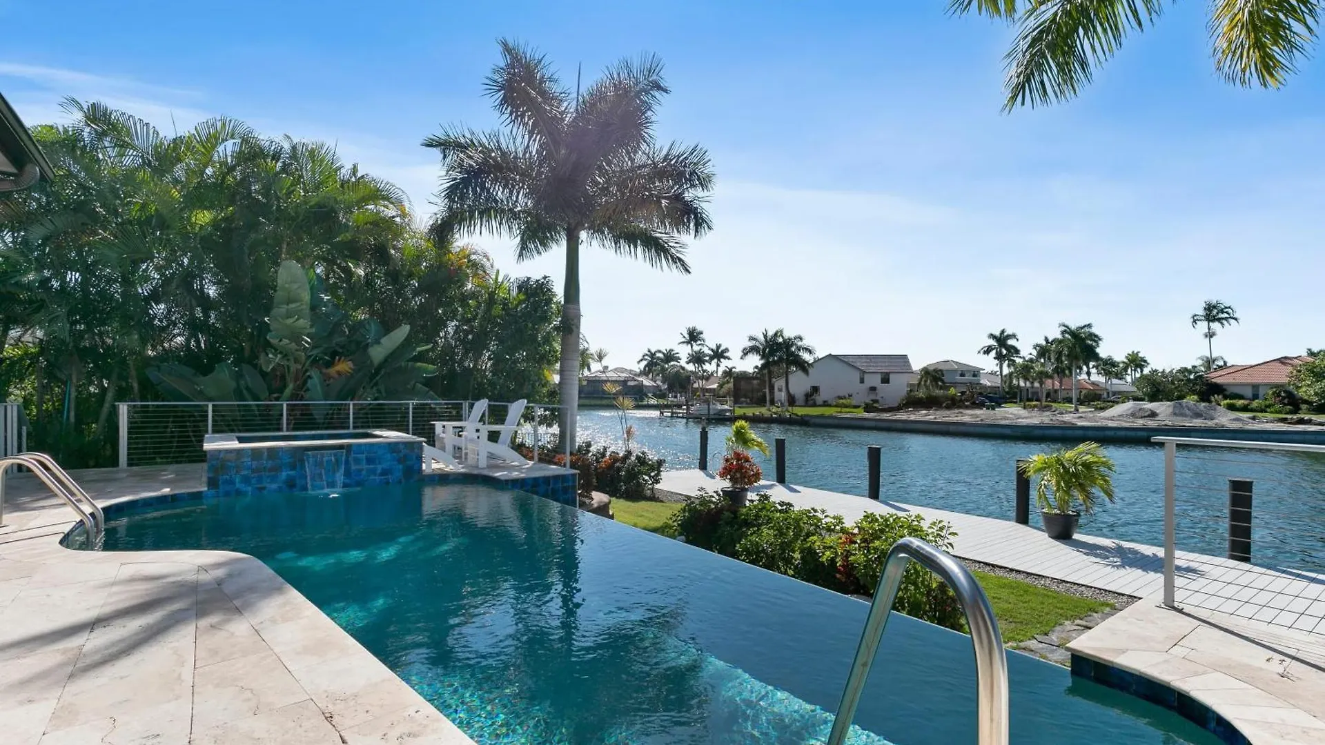 Marco Polo By Avantstay Waterfront 5bdr Pool Fire Pit Walk To Marco Island