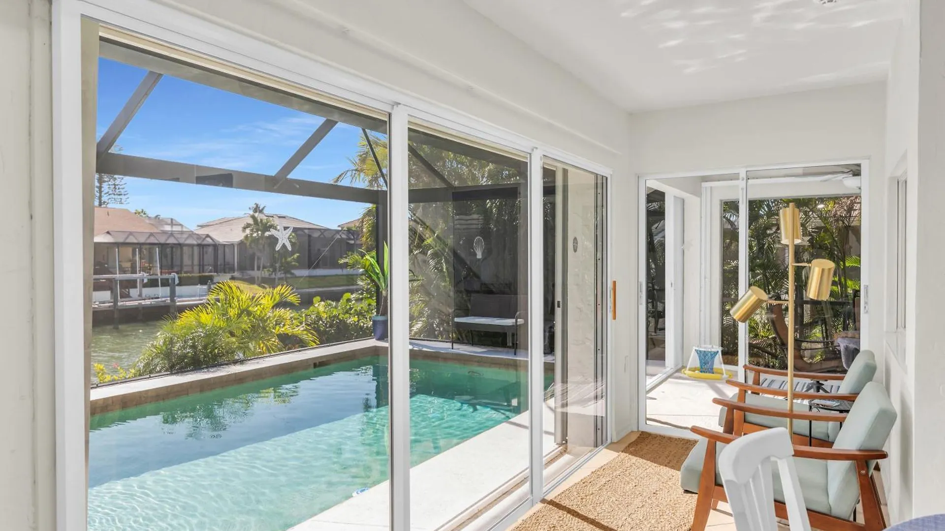 Gorgeous Waterfront 3 Bed With Quick Access To Gulf!!