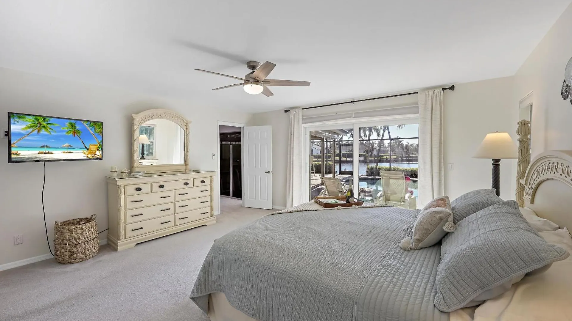 1851 Woodbine Court Holiday home *