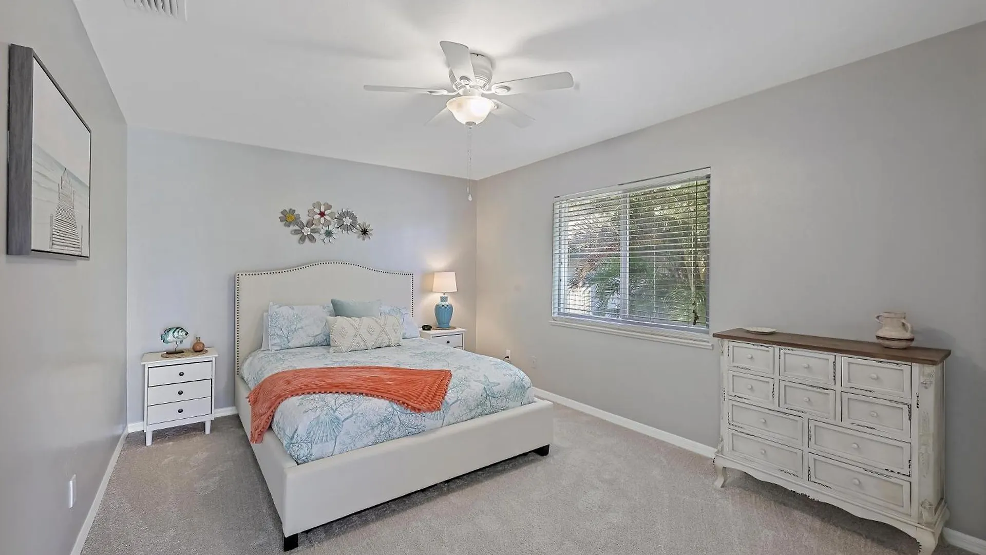 1851 Woodbine Court Holiday home Marco Island