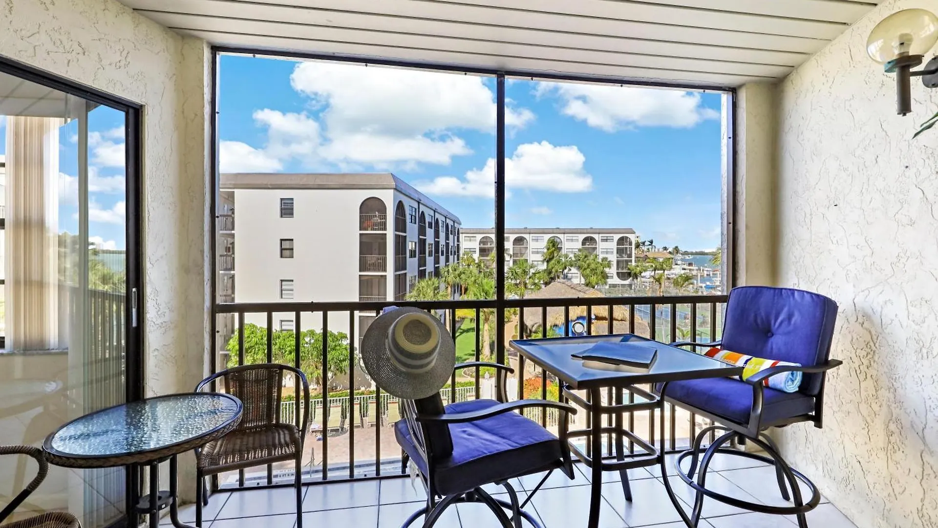 Anglers Cove J-404 Marco Island