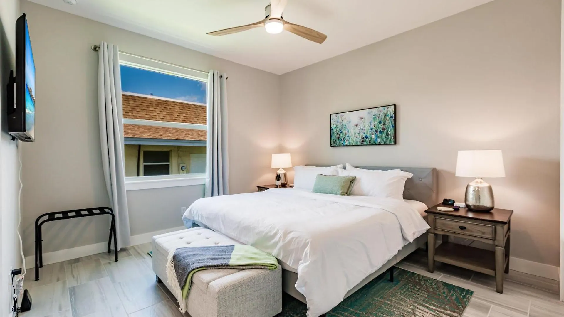 Elegant 4br Marco L Pool L Hot Tub Holiday home *