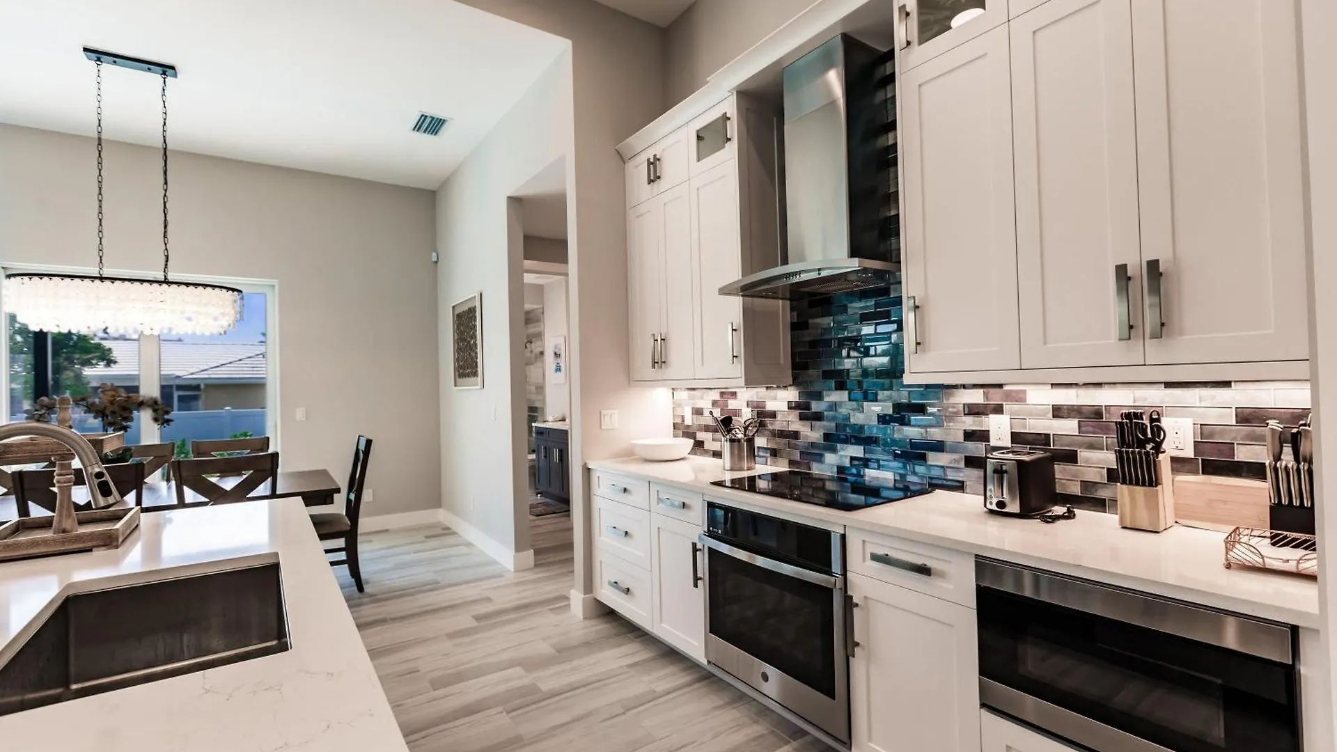 Elegant 4br Marco L Pool L Hot Tub Holiday home
