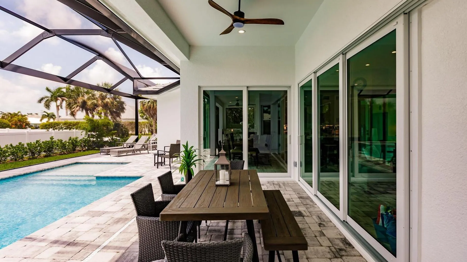 Elegant 4br Marco L Pool L Hot Tub Holiday home *