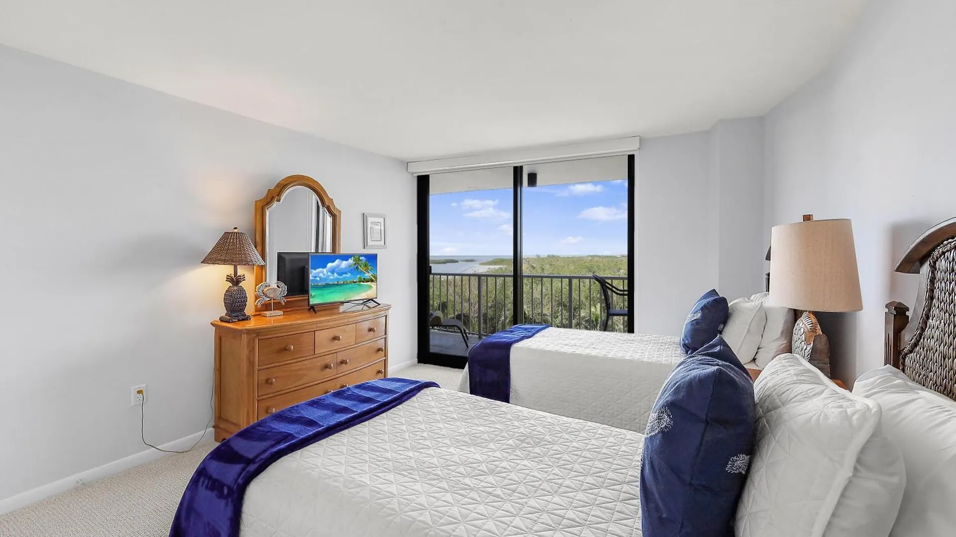 South Seas Tower 4-508