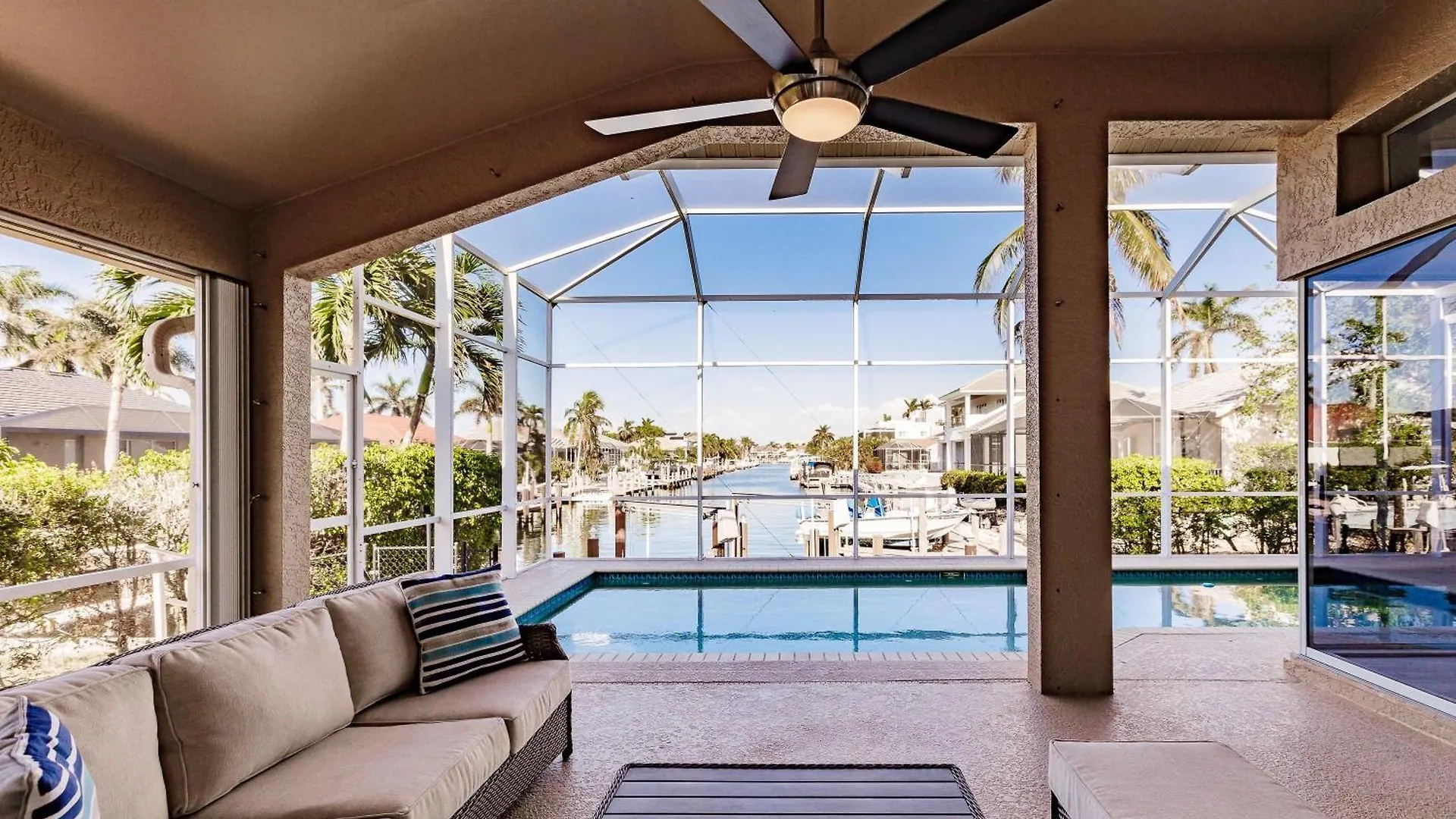 Vibrant 4br L Pool L Jacuzzi L Game * Marco Island