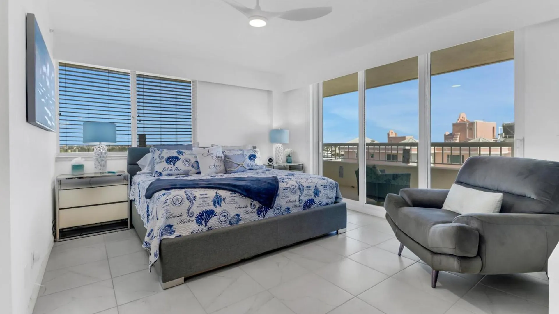 Luxury Oceanfront Escape - At Merida In Cape Marco Marco Island