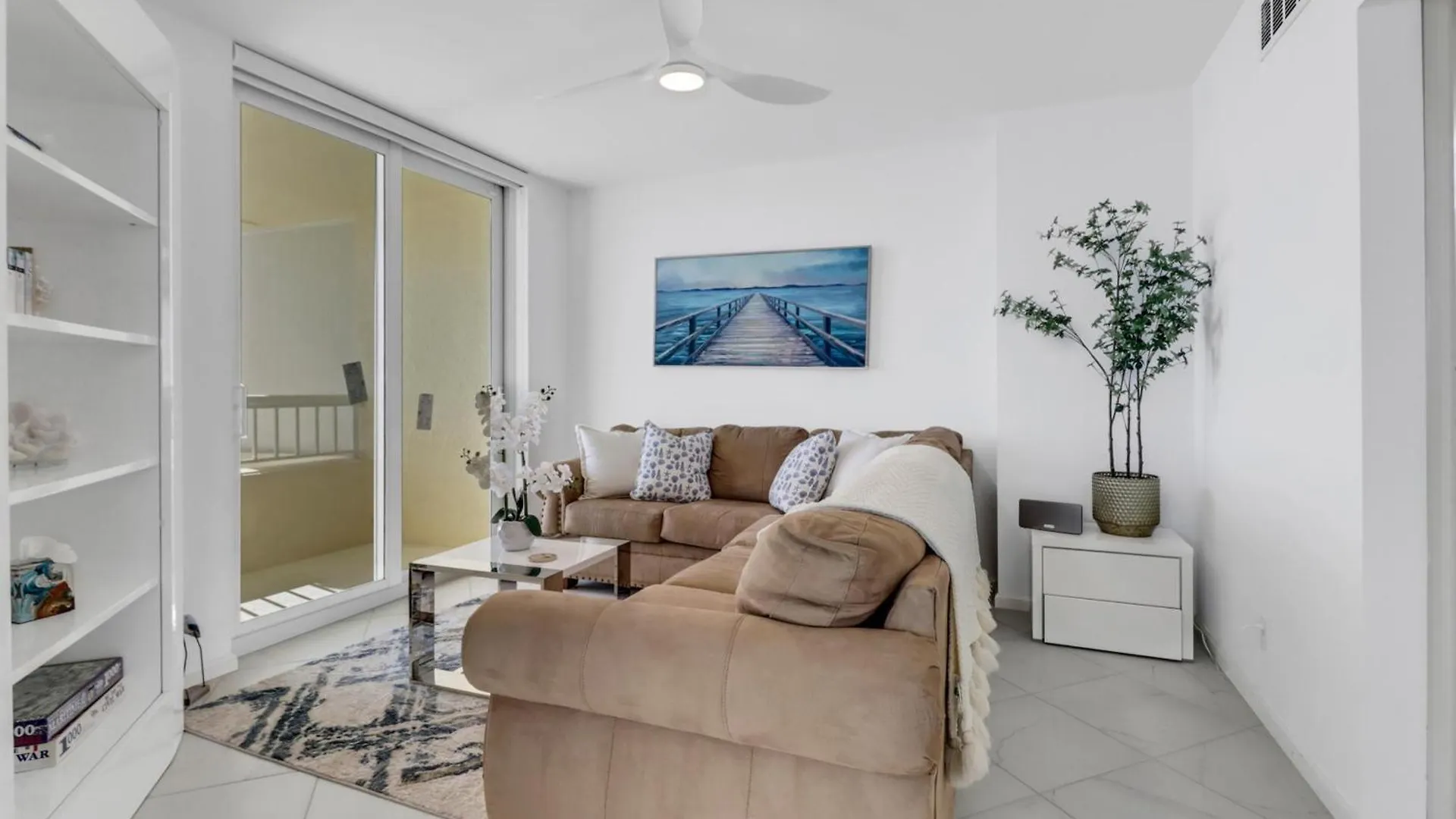 Luxury Oceanfront Escape - At Merida In Cape Marco Marco Island
