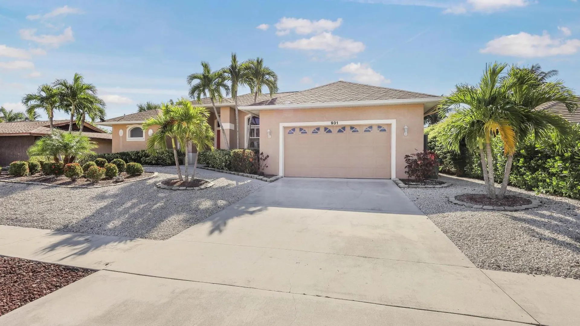 931 Montego Court * Marco Island