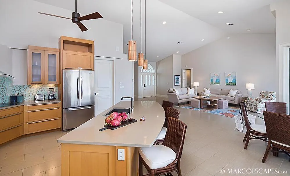 Hibiscus Bay * Marco Island