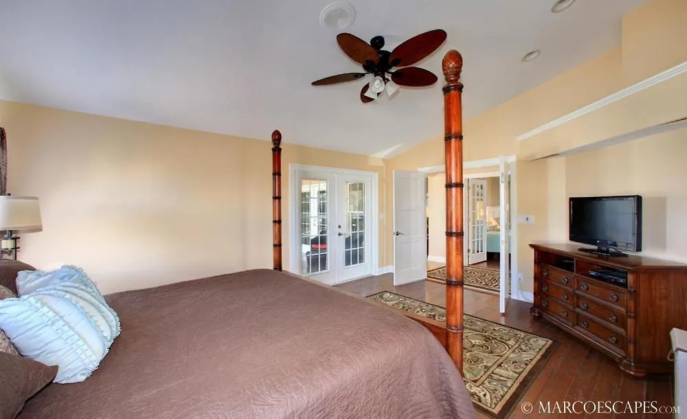 Kendall Drive Holiday home