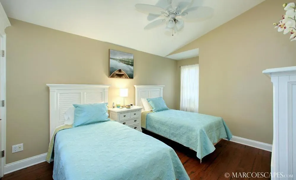 Kendall Drive Holiday home Marco Island