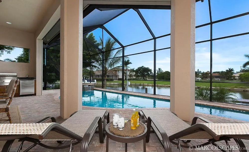 Ixora Cay Holiday home *