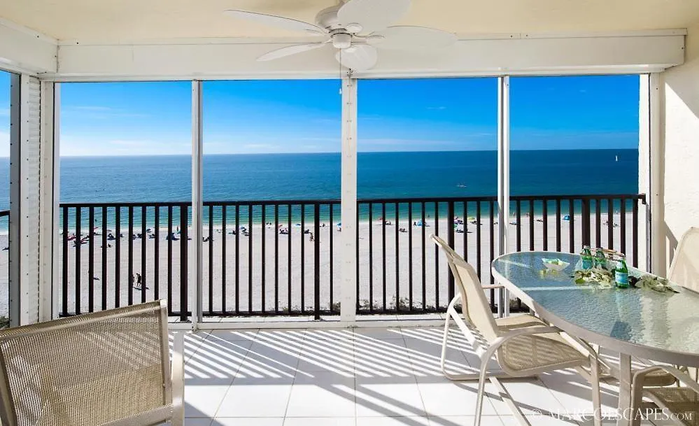 Holiday home Sea Winds 701