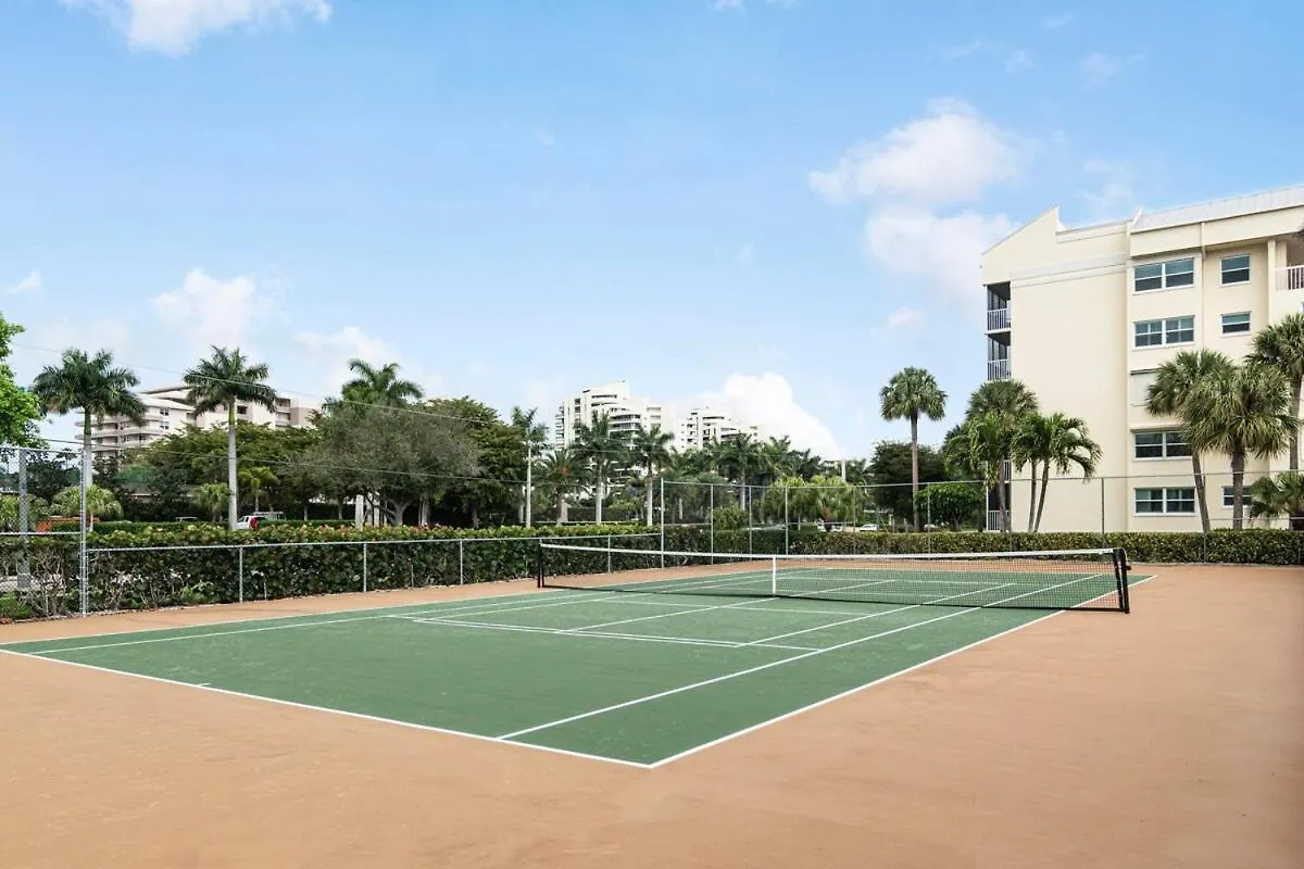 Apartment Essex - Homey, Family Friendly Condo, *