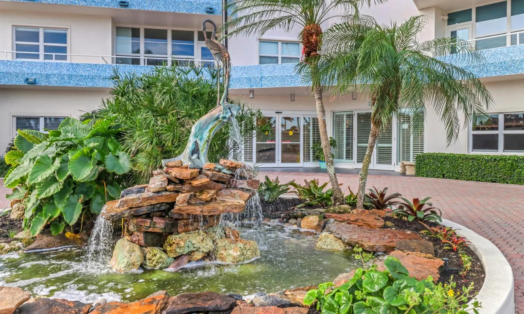 Beachfront! Sunset View & Location On Marco! Marco Island