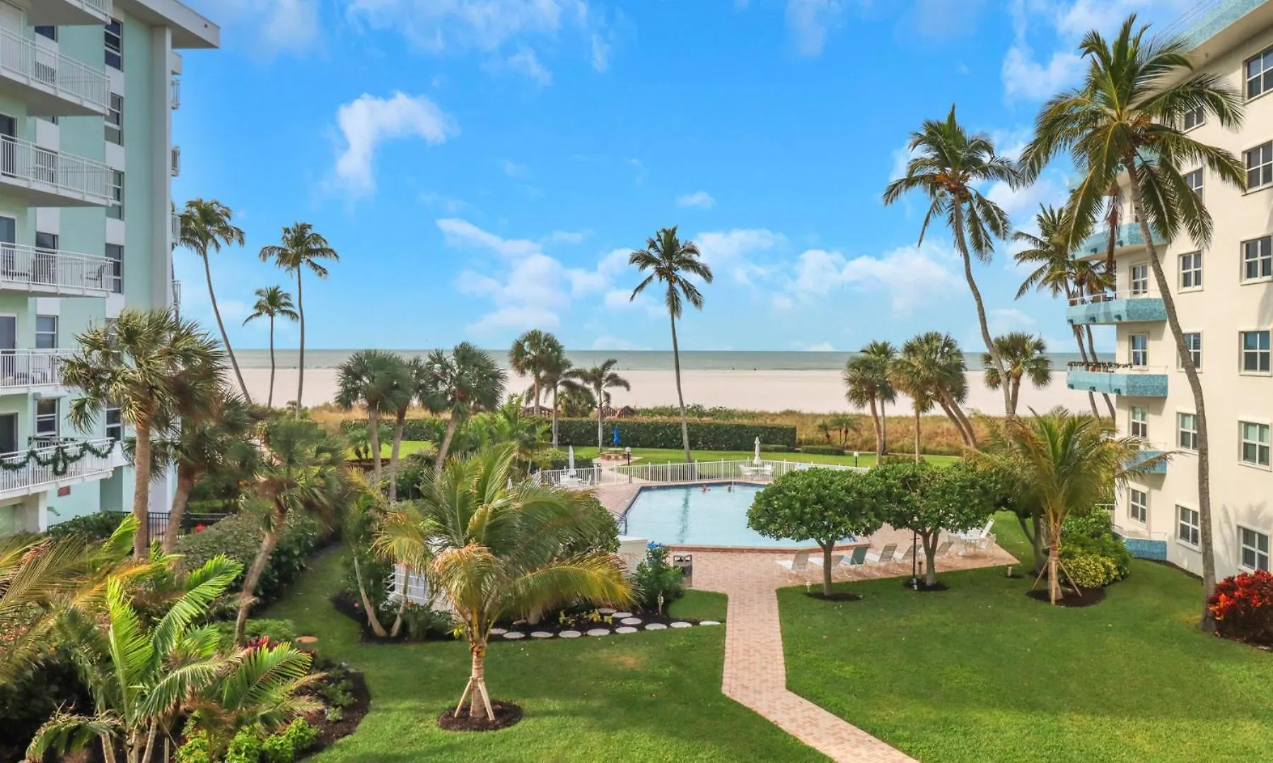 Beachfront! Sunset View & Location On Marco! Apartment Marco Island