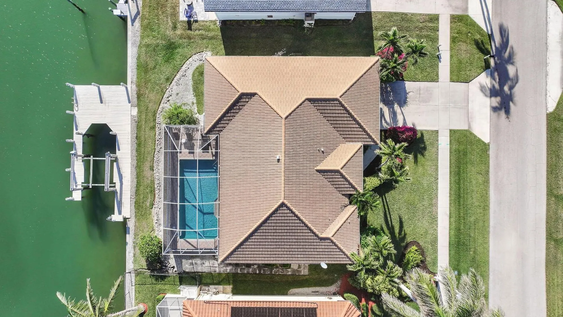 751 Amber Drive * Marco Island