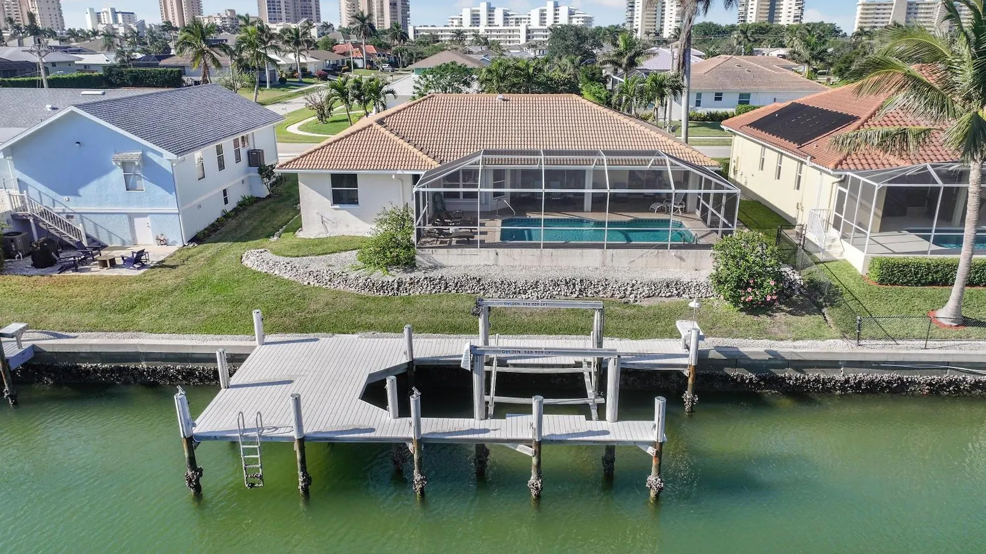751 Amber Drive Holiday home
