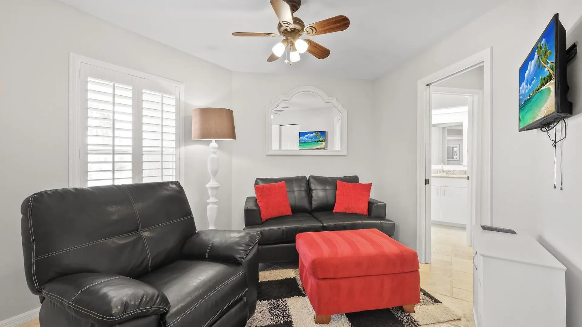 931 Montego Court Holiday home
