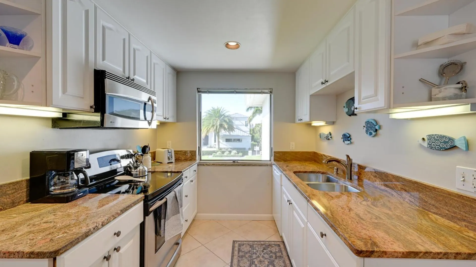 Holiday home Sunny Gem With Shared Pool And Dock! *