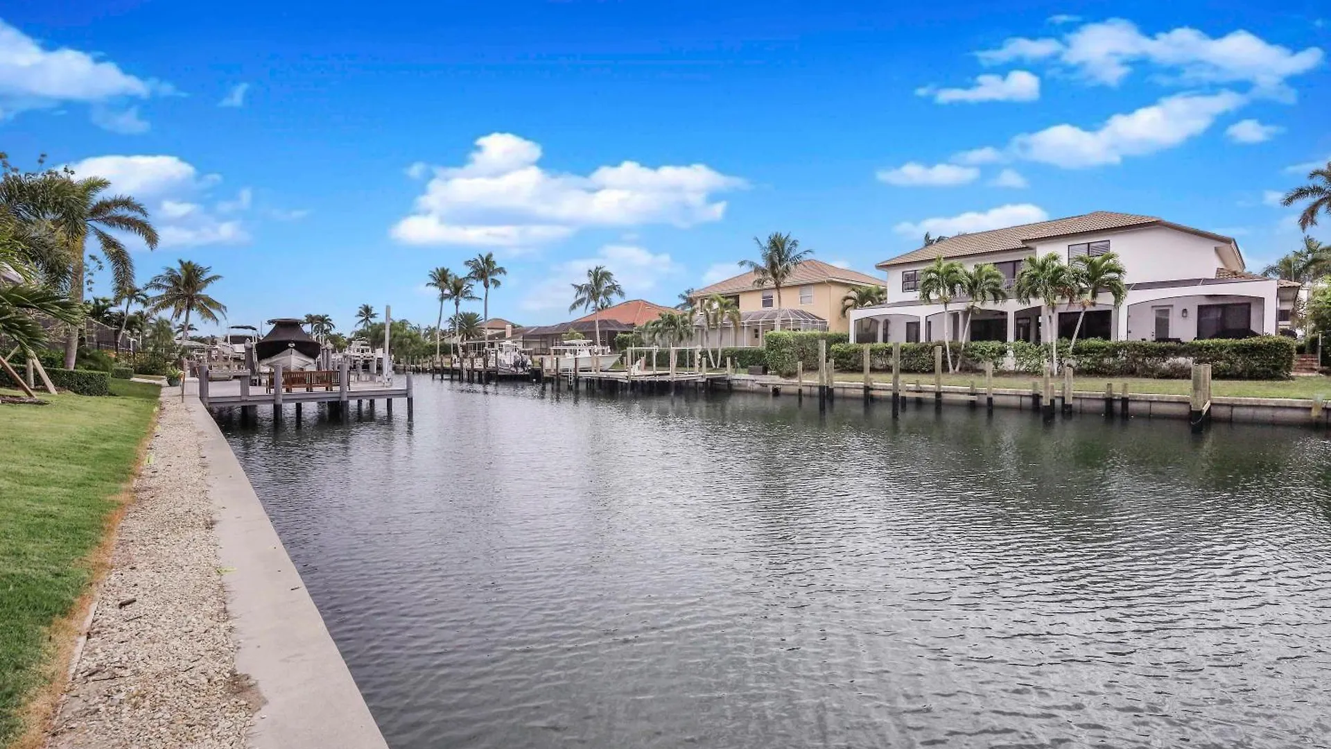 1813 Menorca Court Holiday home Marco Island