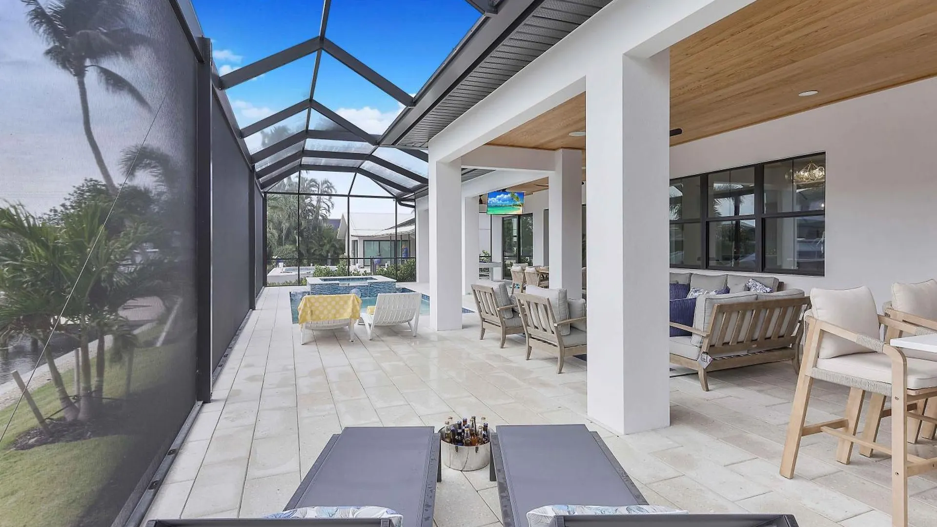 Holiday home 1813 Menorca Court