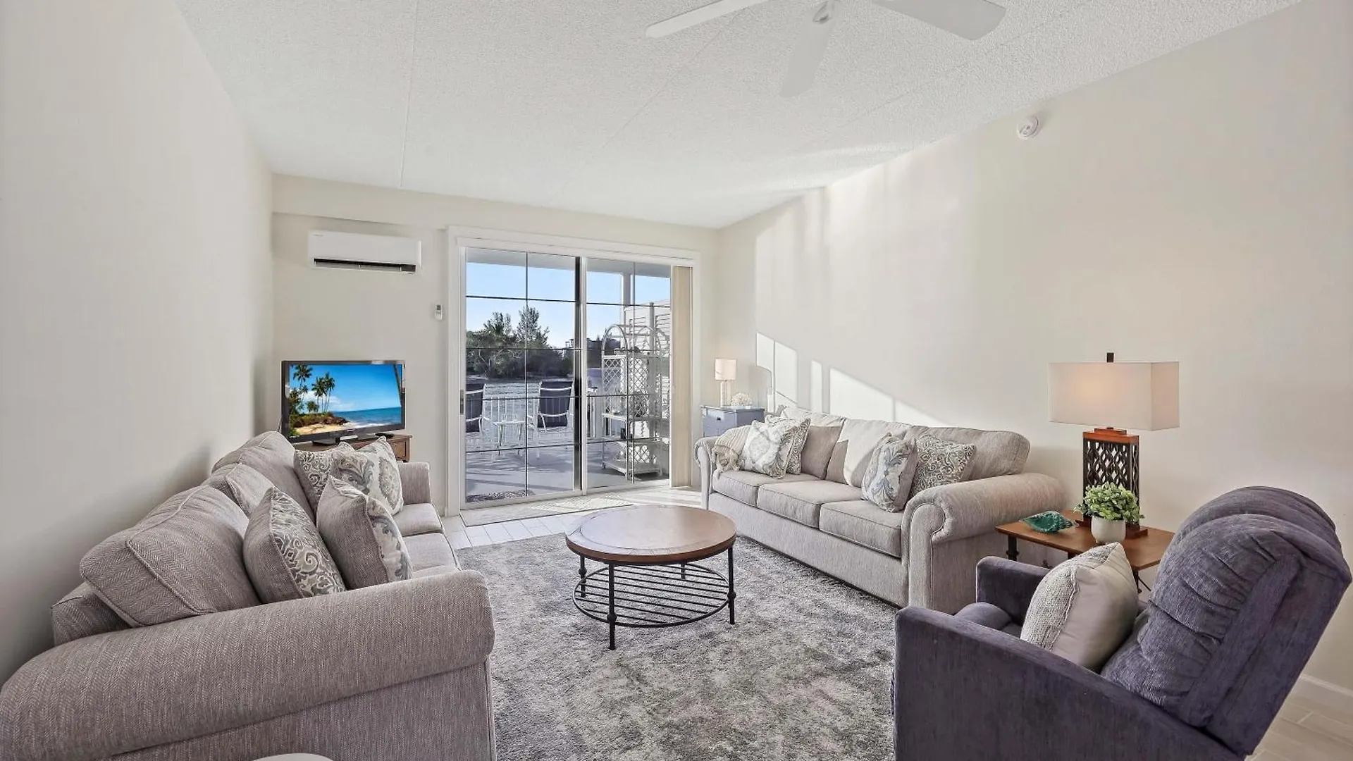 Pavilion Club Unit B-3 Holiday home
