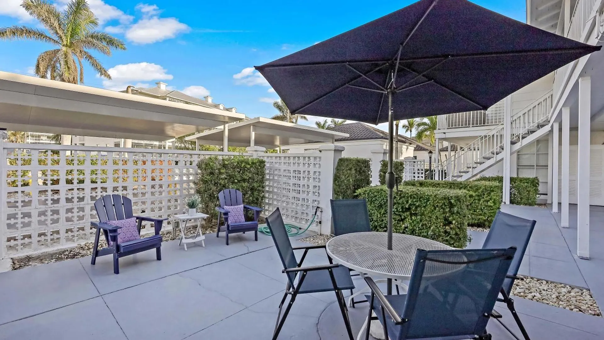 Pavilion Club Unit B-3