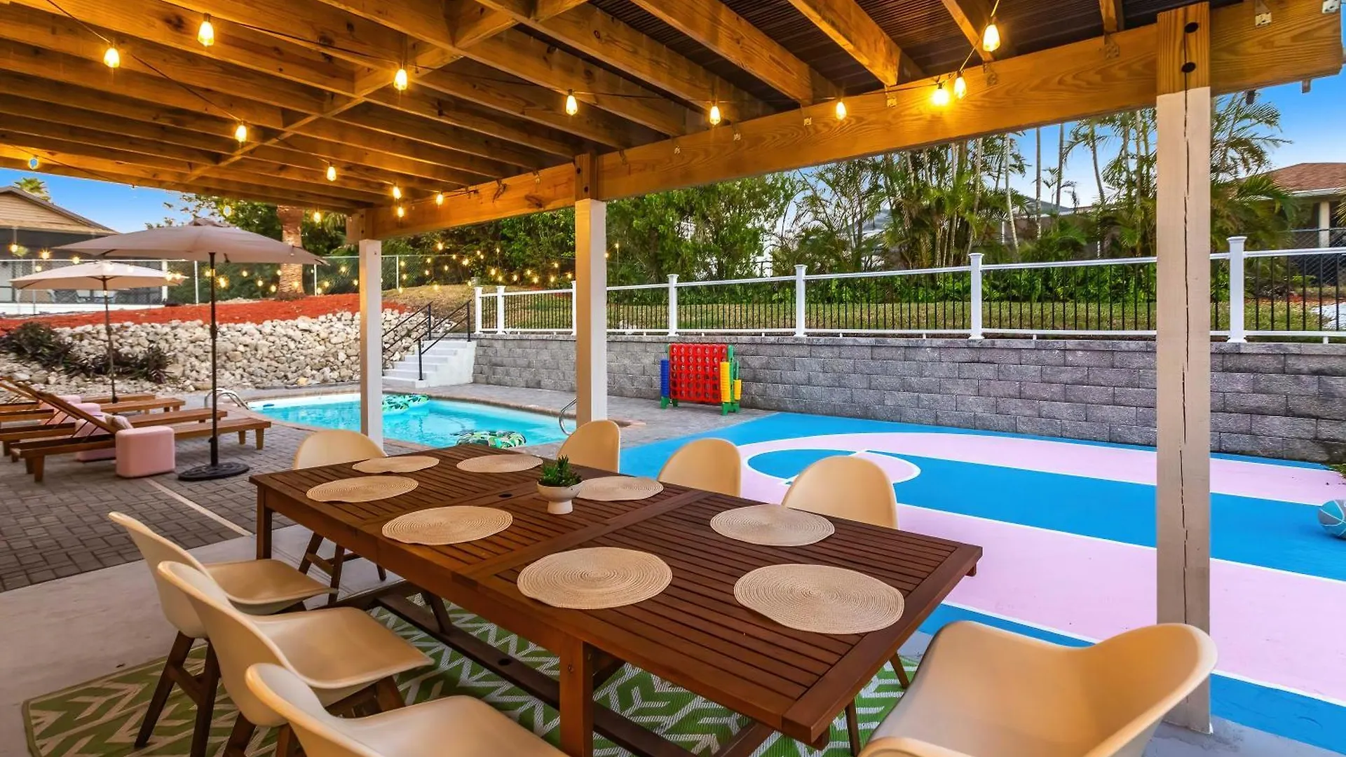 Villa Casa Marco - Heated Pool, Game Room, Mini Golf