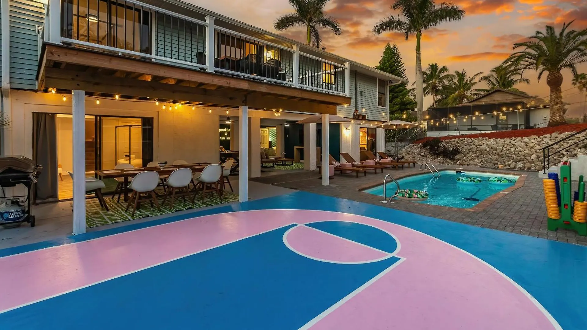 Casa Marco - Heated Pool, Game Room, Mini Golf Villa *