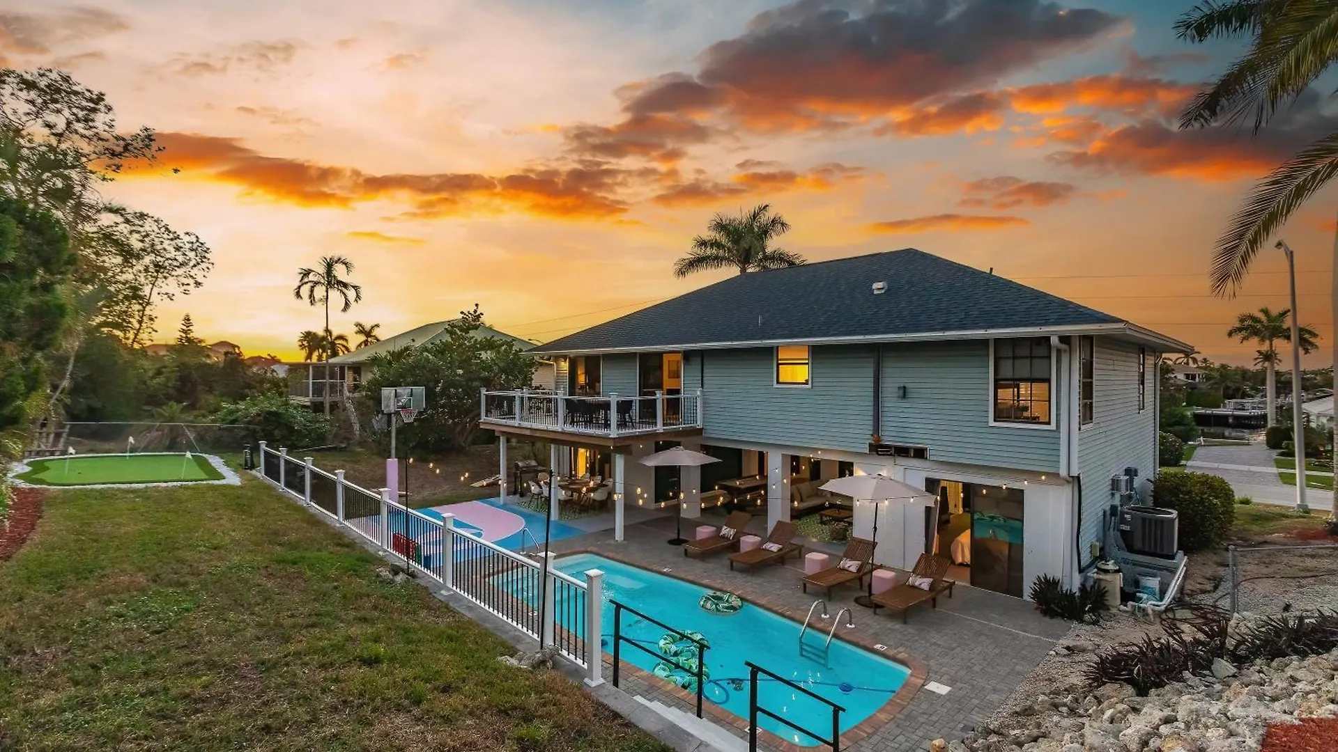 Villa Casa Marco - Heated Pool, Game Room, Mini Golf