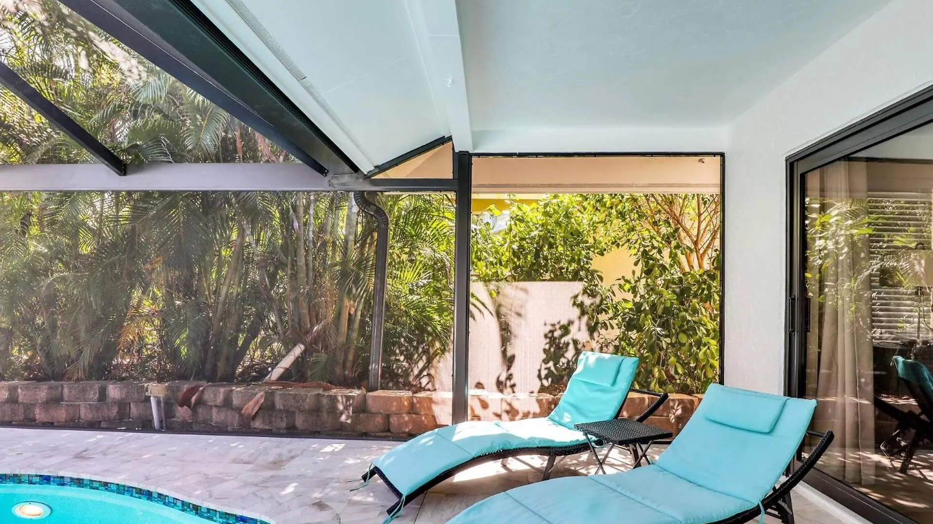 The Coastal Escape Holiday home