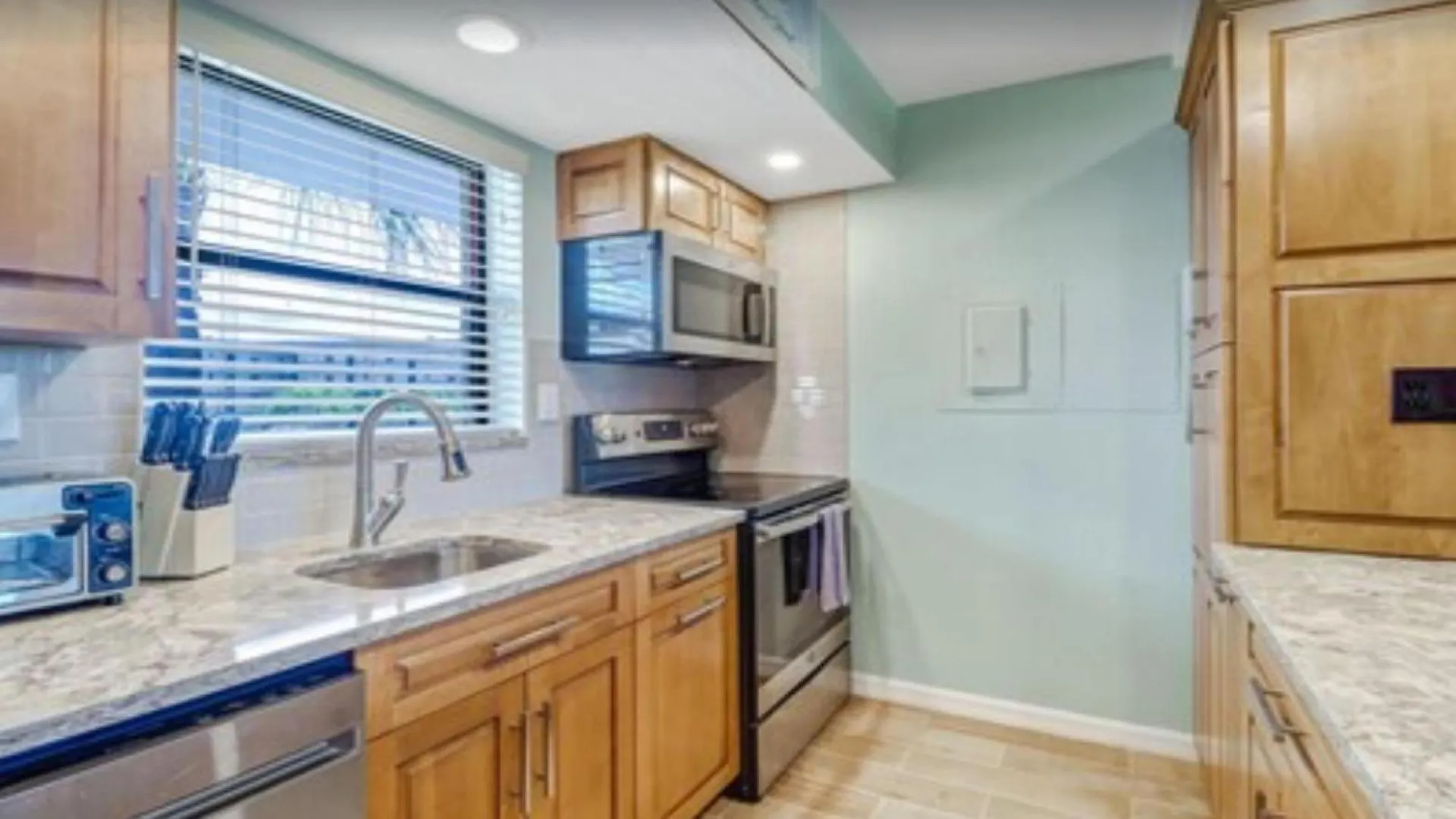 Holiday home Cozy 1 Bedroom With Pool Access
