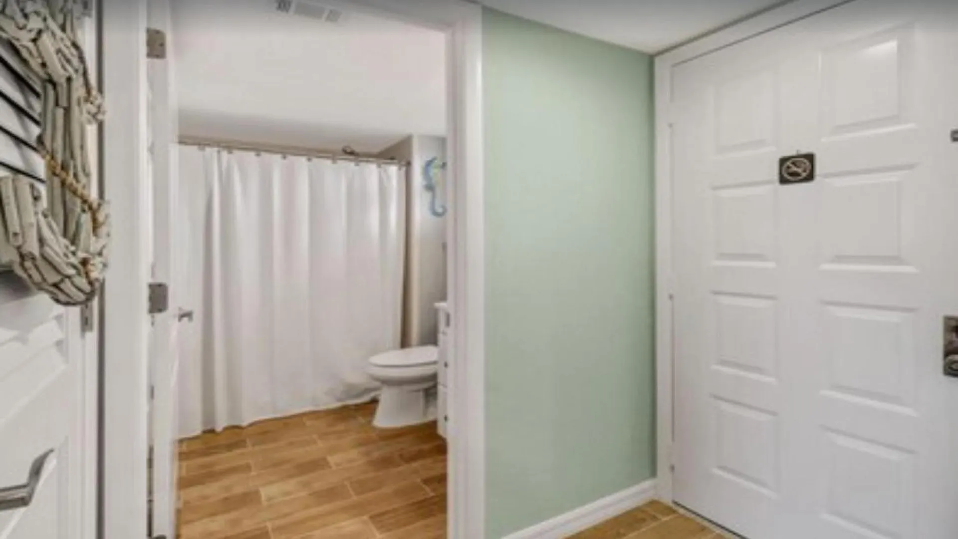 Holiday home Cozy 1 Bedroom With Pool Access