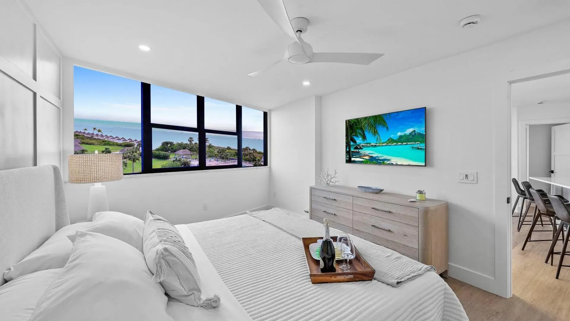 Gulfview 711 *