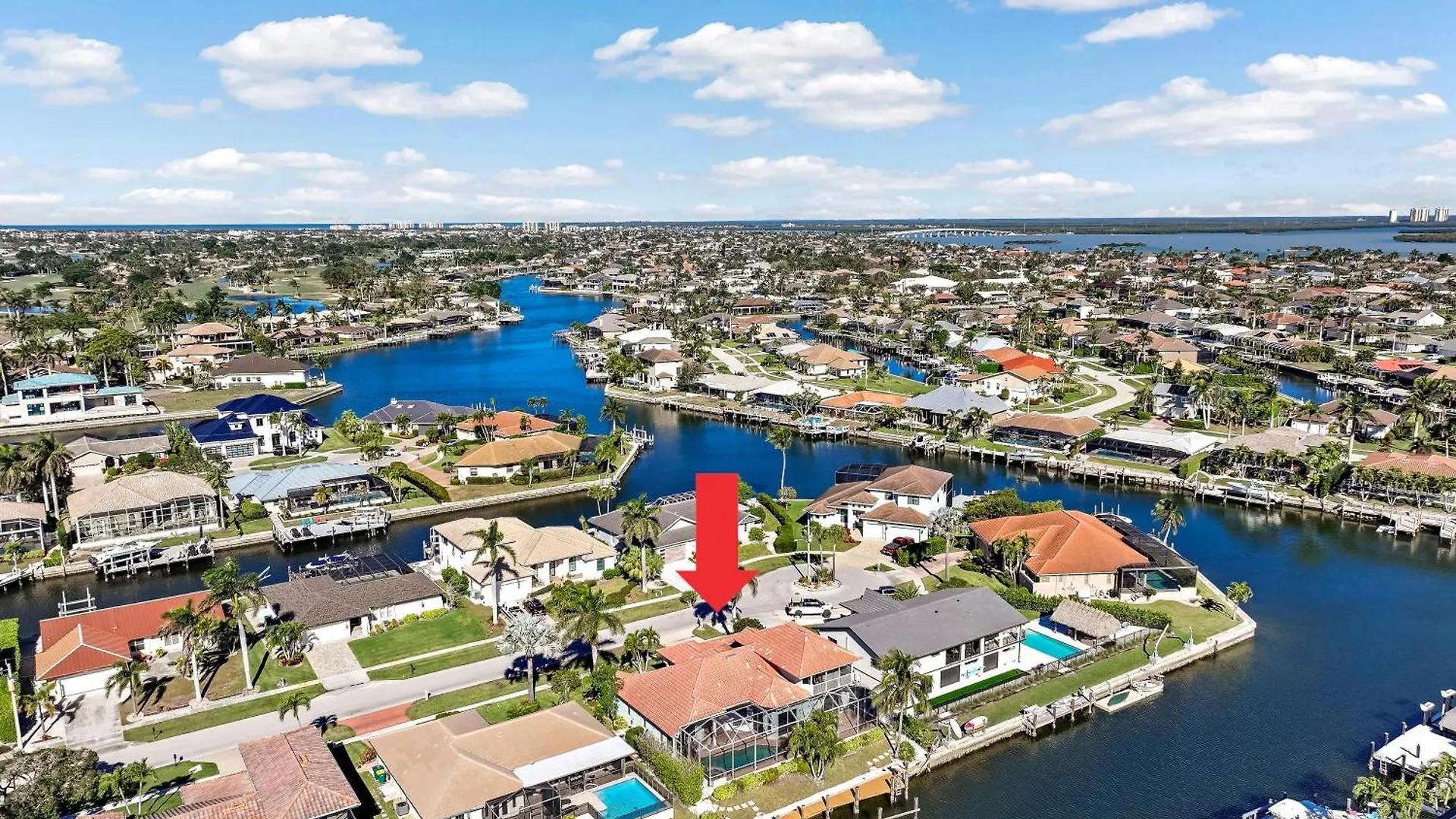183 Leeward Court Holiday home *
