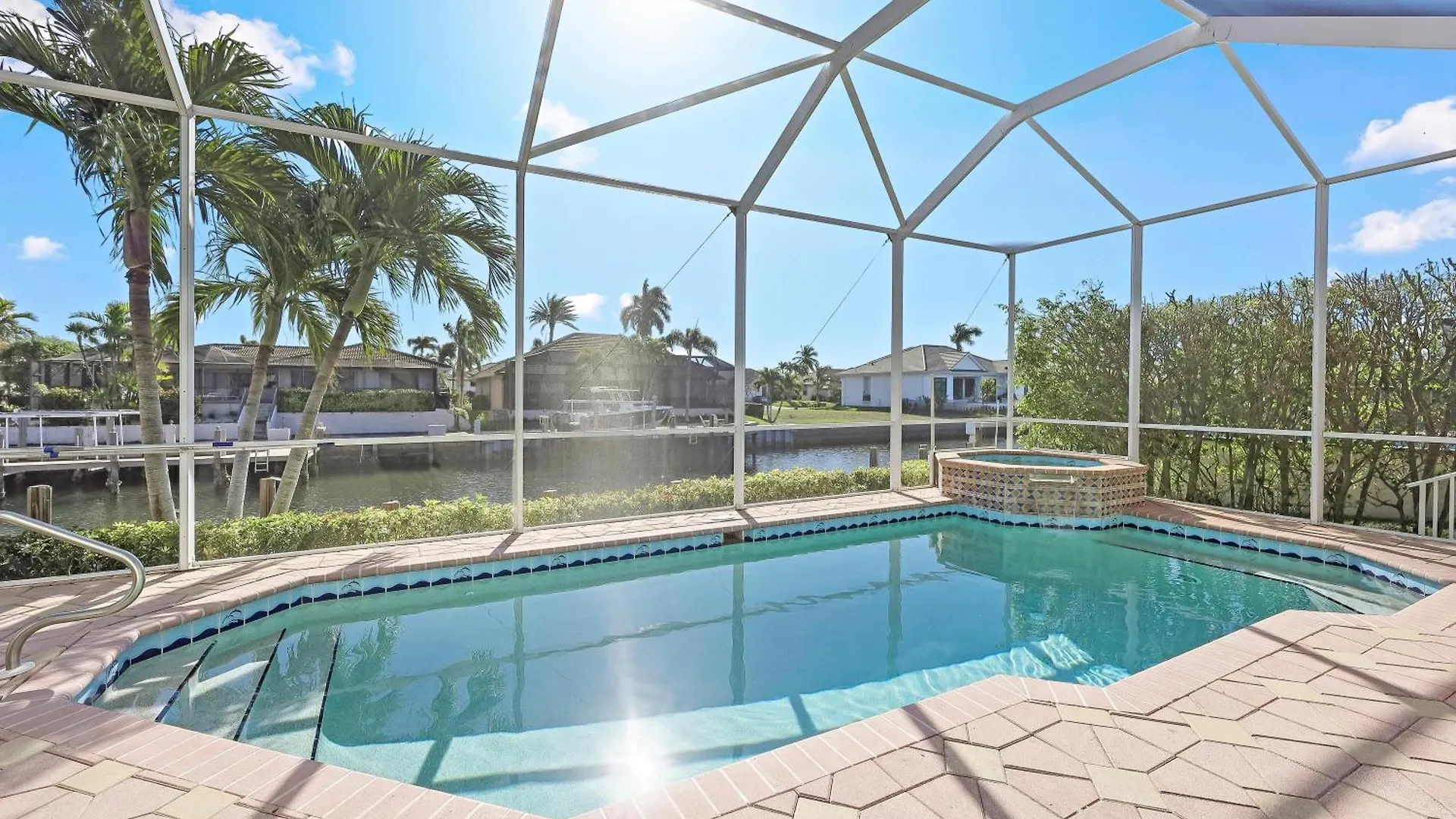 Holiday home 183 Leeward Court *