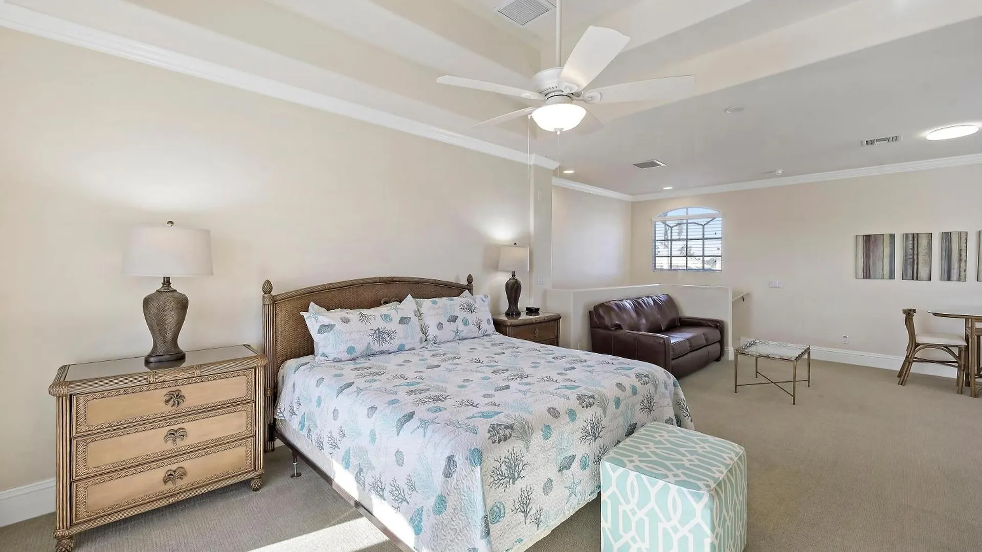 183 Leeward Court