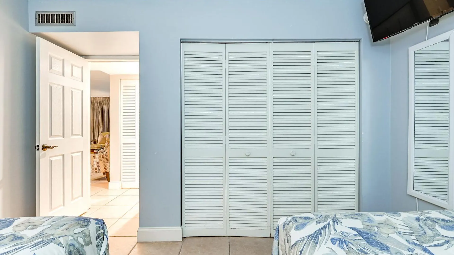 Apartment Beachy With Amenities! Marco Island