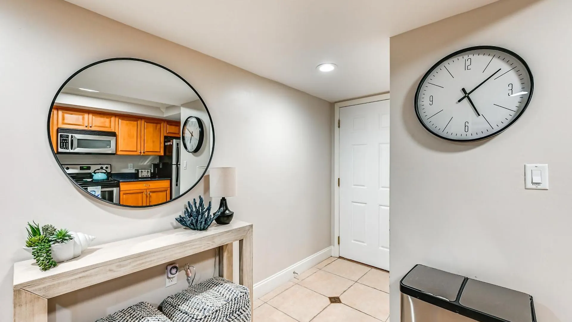 Beachy With Amenities! Apartment Marco Island