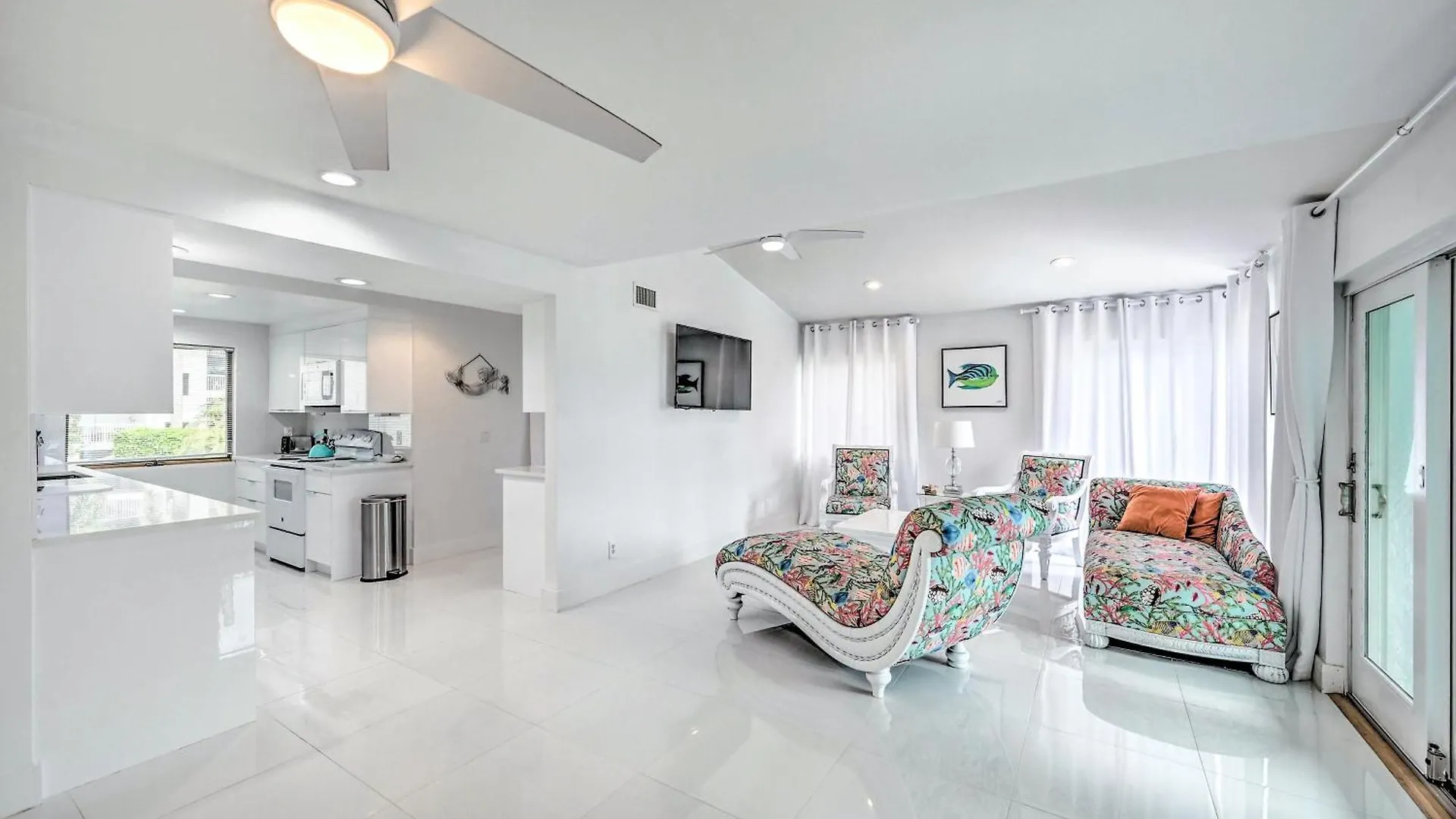 Holiday home Waterfront House With Shared Dock! *