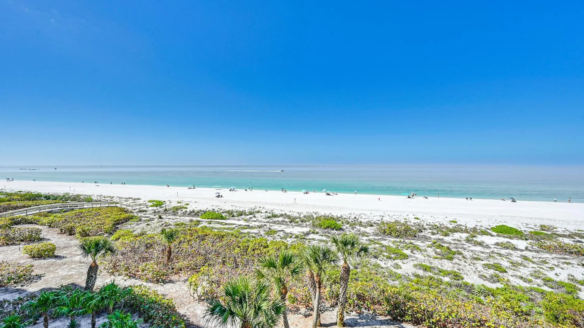 Apartment Oceanfront Escape With Access! *