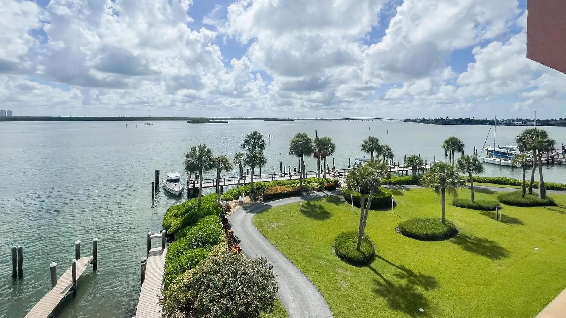 Sunny Days And Blissful Waves In Riverside Apartment